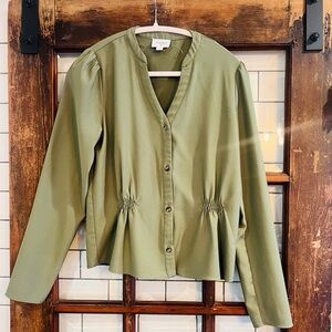 Everly Olive Green Button-Up Blouse Size Medium